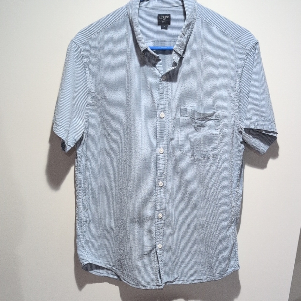 J. Crew Light Blue Seersucker Short-Sleeve Button-Down Shirt